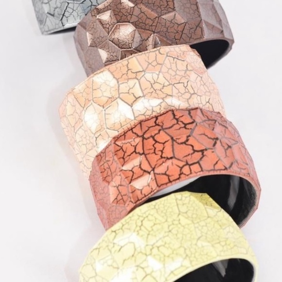 Jewelry - Acrylic Crackle Bangles